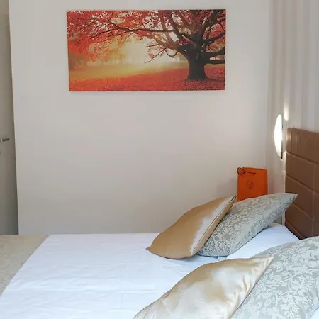 Central Dimora Duchessa Guest house